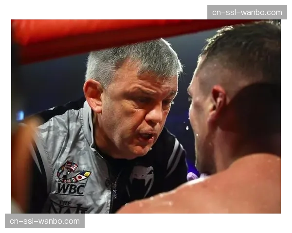 传奇教练泰迪·阿特拉斯：在播客中继续他的“拳击课堂”